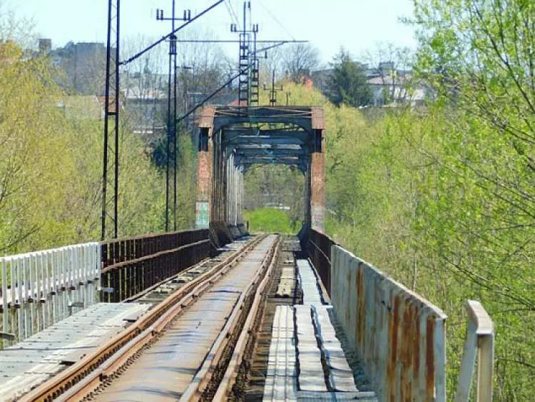 Rozpoczynają się prace na lokalnych liniach kolejowych