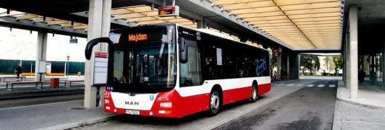 Od 4 maja autobusy kursują w tygodniu wg rozkładu jazdy obowiązującego w dzień roboczy