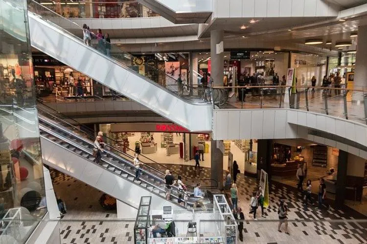 Od jutra centra handlowe otwarte zgodnie z nowymi wytycznymi