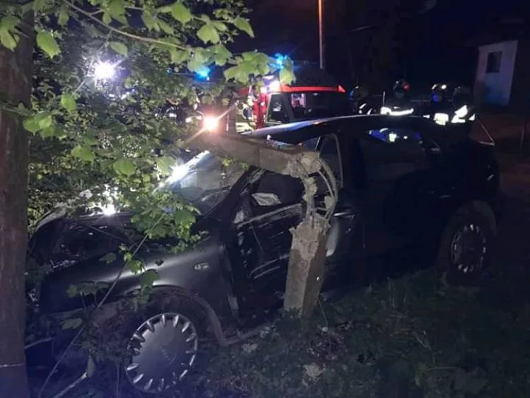 Wypadek w Popowicach. Dwie osoby poszkodowane