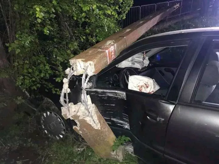 Samochód wypadł z drogi Popowice