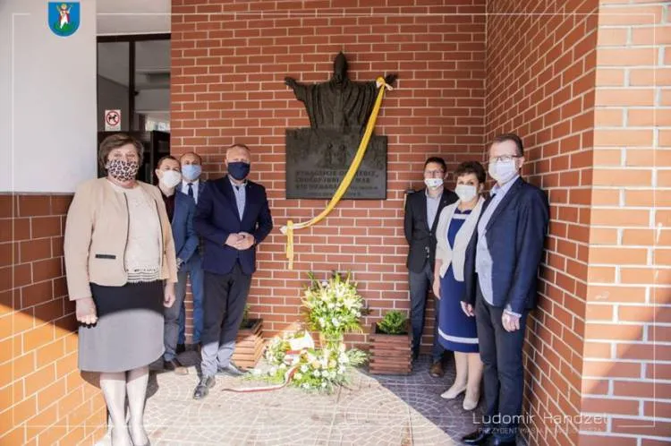 władze miasta uczciły 100 rocznicę urodzin Jana Pawła II