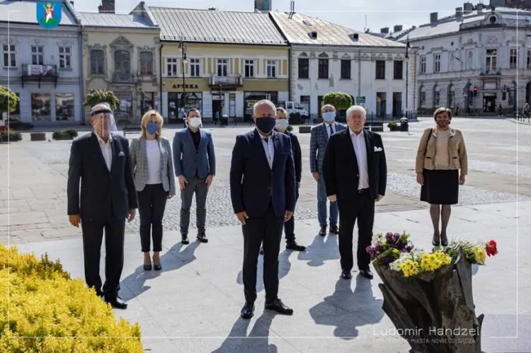 władze miasta uczciły 100 rocznicę urodzin Jana Pawła II