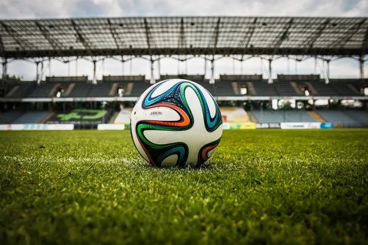 Stadiony częściowo otwarte dla kibiców od 19 czerwca