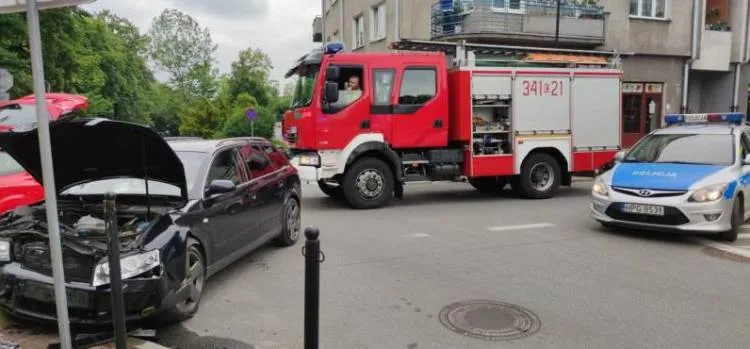 zderzenie dwóch samochodów osobowych ul. Jagiellońska Nowy Sącz
