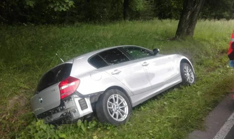 W Łososinie Dolnej samochód osobowy zderzył się z ciężarówką