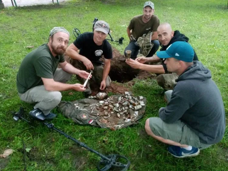 Sądeccy archeolodzy natrafili na kolejną skrzynię ze skarbami