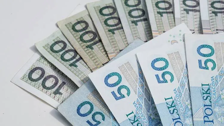 Rząd oferuje nowe świadczenie - dodatek solidarnościowy