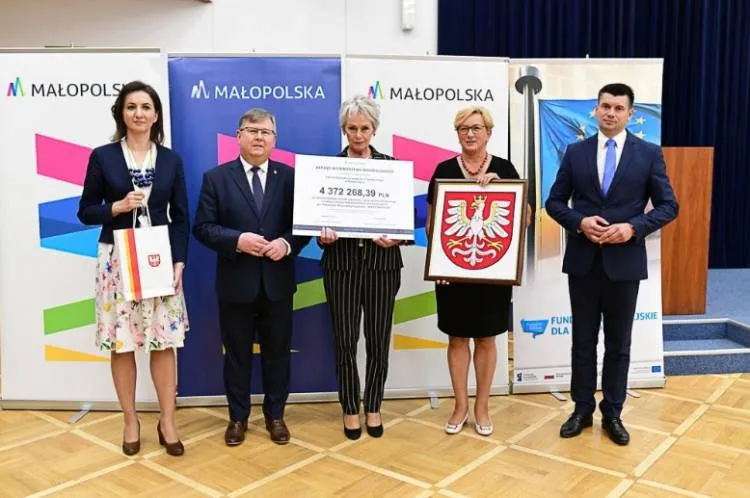 Sądecki szpital wśród beneficjentów Pakietu Medycznego Małopolskiej Tarczy Antykryzysowej