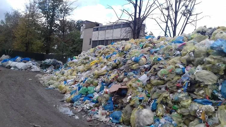 Po dawnych składowiskach odpadów na ul. Wyspiańskiego i Wiśniowieckiego nie ma już śladu