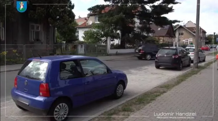 Przy ul. Kochanowskiego pojawiły się nowe miejsca parkingowe