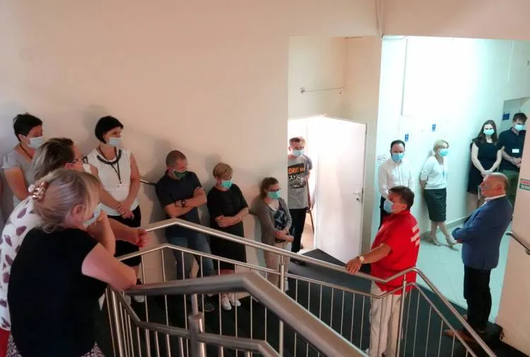 Wojewódzki Inspektor Sanitarny podziękował pracownikom sądeckiego Sanepidu