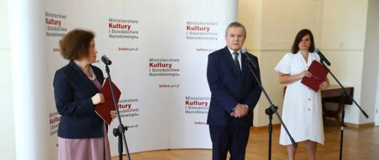 400 mln zł na walkę ze skutkami pandemii. MKiDN powołuje Fundusz Wsparcia Kultury