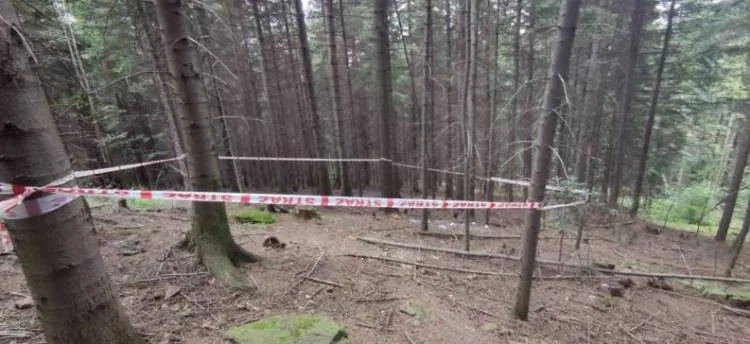 Wronowice. Upadek paralotniarza. Na miejsce wezwano śmigłowiec LPR