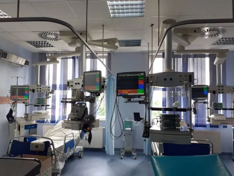 Małopolskie szpitale otrzymały sprzęt i środki ochrony o wartości 5 mln zł