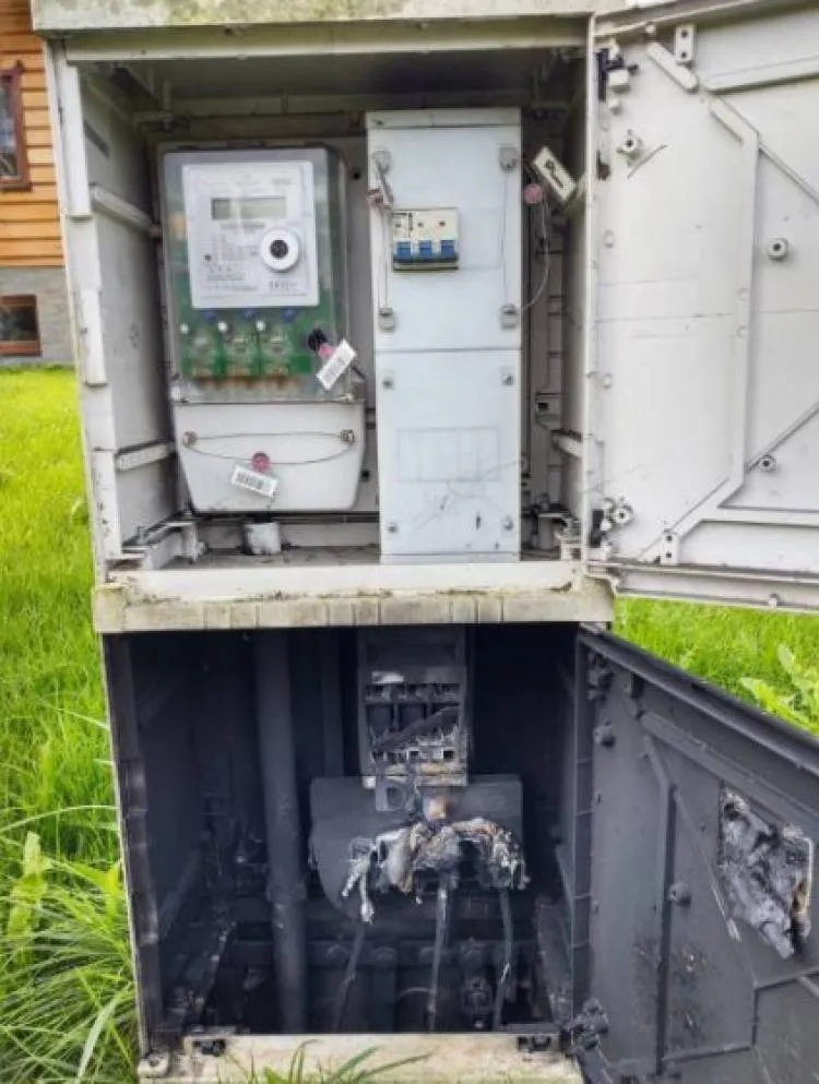  Bogusza. Pożar skrzynki elektrycznej