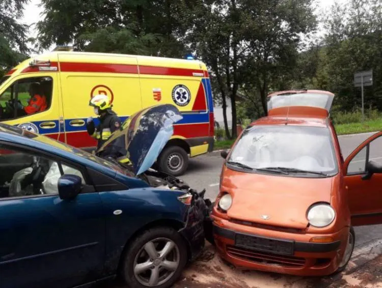 W Bereście zderzyły się dwa samochody osobowe