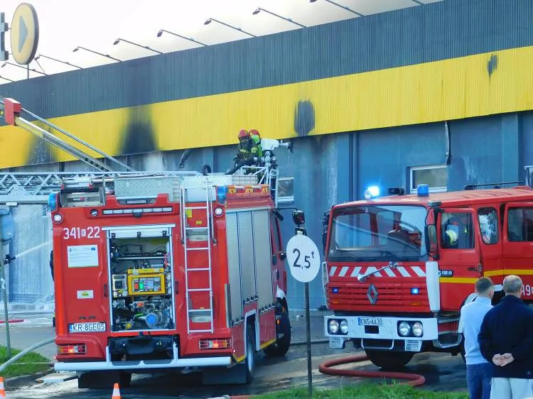 Z ostatniej chwili: Pożar sklepu elektronicznego na ul. Węgierskiej