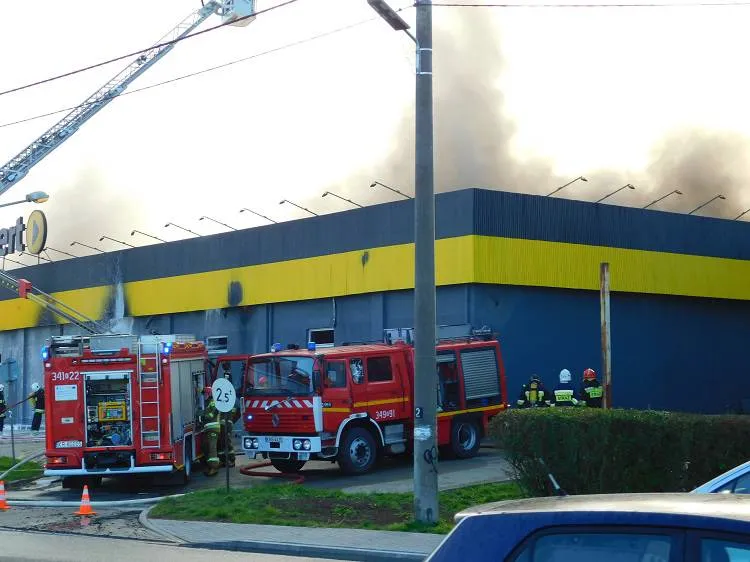 Z ostatniej chwili: Pożar sklepu elektronicznego na ul. Węgierskiej