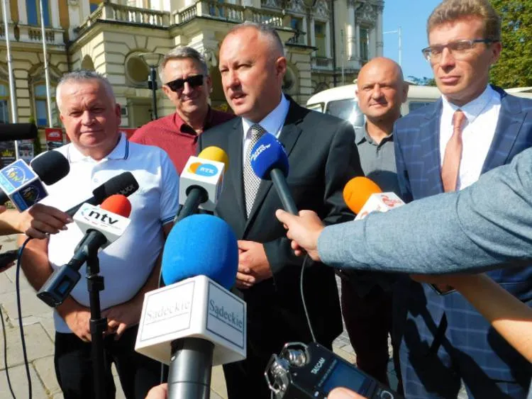 Zabytkowy „Ogórek” będzie kursował po Nowym Sączu
