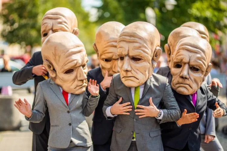 4 października na sądeckim rynku odbędzie się spektakl Teatru KTO pt. „Peregrinus"