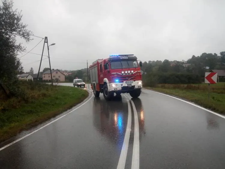 Kolizja dwóch osobówek w Binarowej
