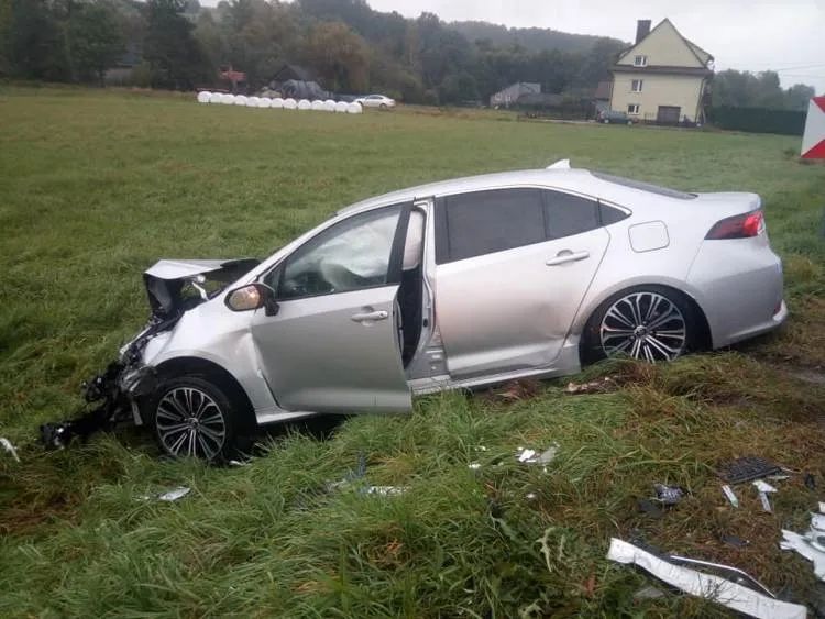 Kolizja dwóch osobówek w Binarowej