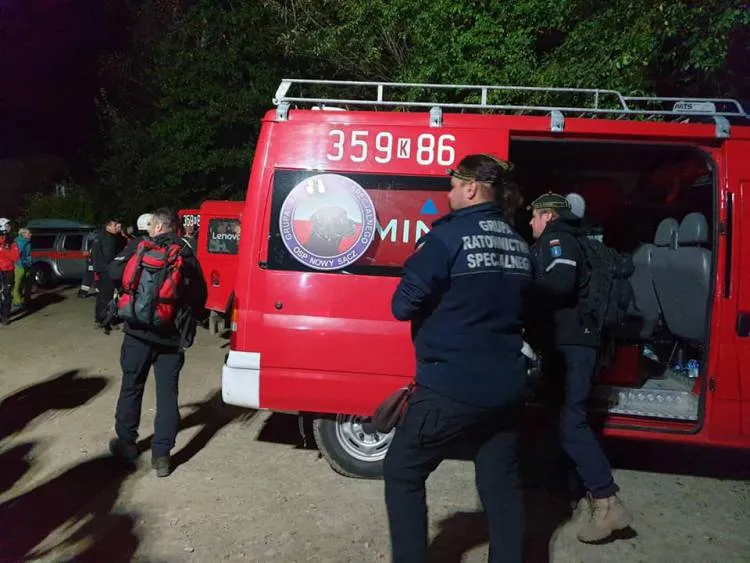 Ptaszkowa: Nocne poszukiwania zaginionego grzybiarza