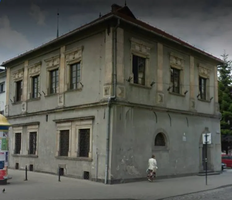 Będzie remont zabytkowej elewacji budynku Sądeckiej Biblioteki Publicznej