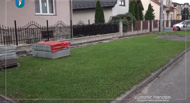 Chodnik przy ul. Brodowskiej remontowany