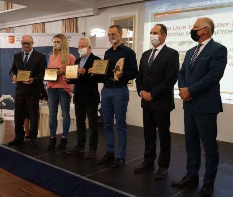 Złote i Srebrne Jabłka Sądeckie oraz Laury Turystyczne rozdane najlepszym