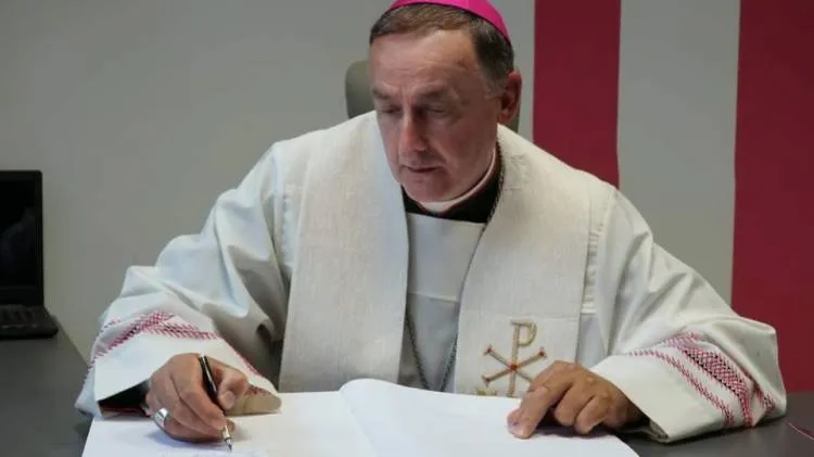 Biskup Tarnowski udziela na terenie całej diecezji dyspensy od obowiązku uczestnictwa we Mszy św. w niedzielę i święta nakazane