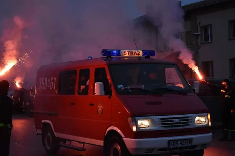 Strażacy z OSP Korzenna mają "nowy" samochód pożarniczy marki MAN