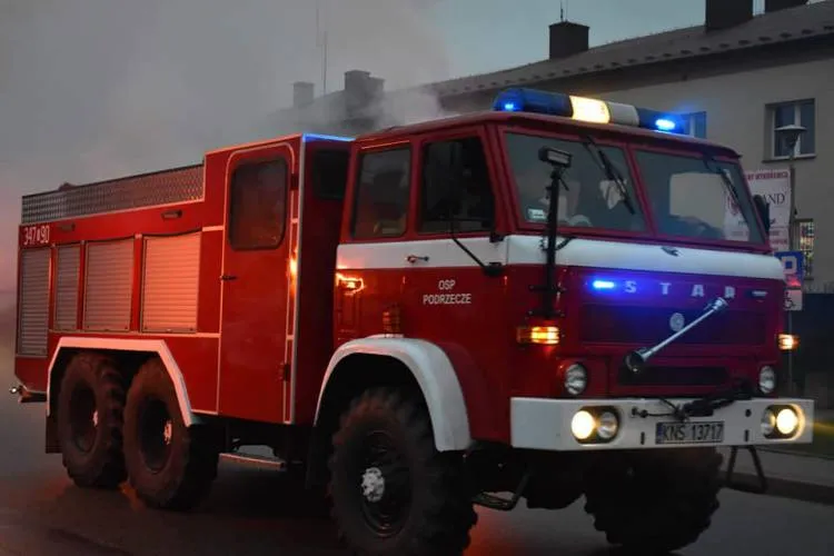 Strażacy z OSP Korzenna mają "nowy" samochód pożarniczy marki MAN