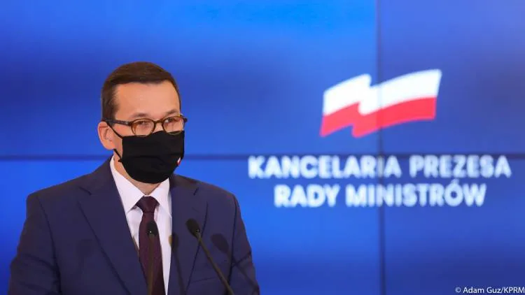 Od soboty 24 października cała Polska staje się czerwoną strefą. Nowe obostrzenia i rygory w związku z pandemią koronawirusa