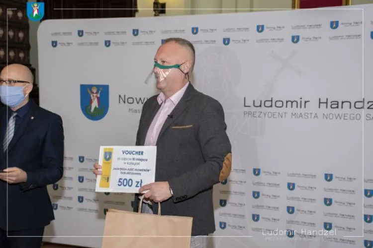 Prezydent nagrodził uczestników akcji „ Nowy Sącz rowerową stolicą Polski”, którzy „kręcili” kilometry dla miasta