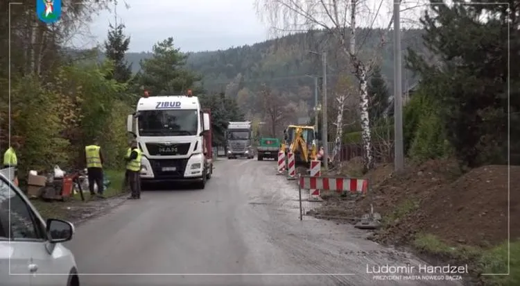 Rozpoczęła się budowa nowego chodnika przy ul. Jagodowej Nowy Sącz
