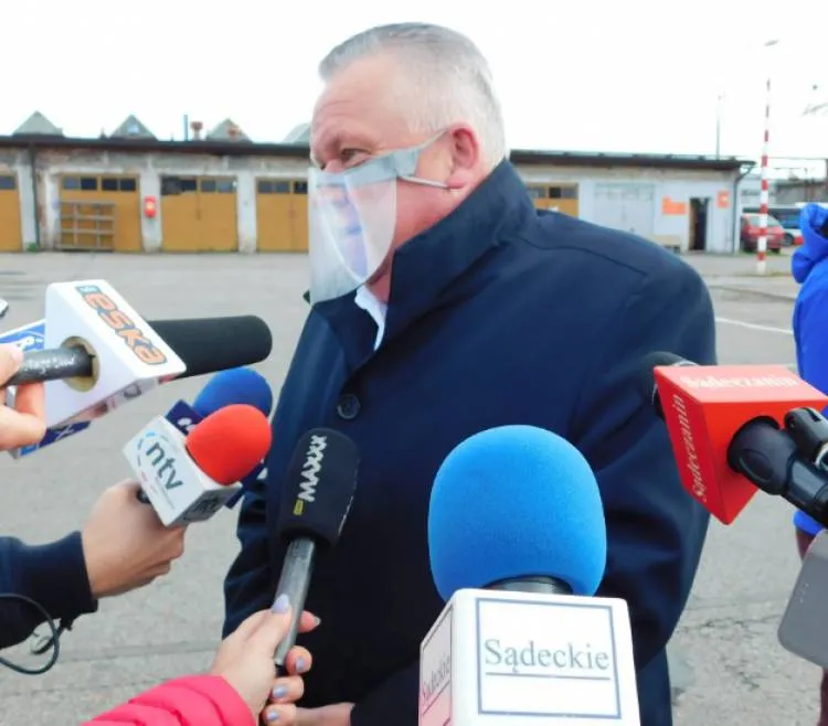 Co dalej z budową dworca przy Bulwarze Narwiku?