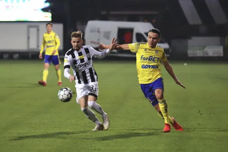 Sandecja przegrywa z Arką Gdynia 1:5
