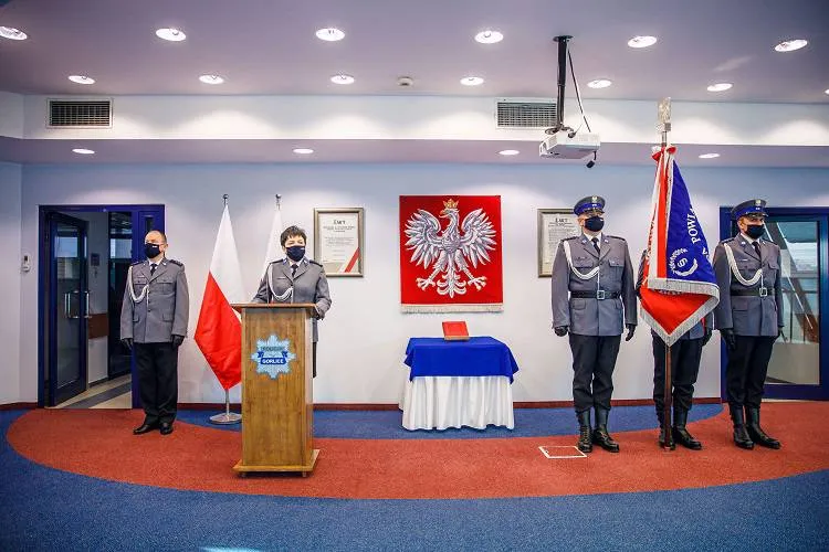 W KPP w Gorlicach odbyło się uroczyste ślubowanie nowo przyjętych policjantów