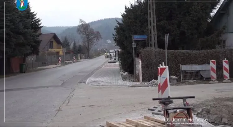 Dobiegają końca prace przy budowie chodnika przy ul. Jagodowej