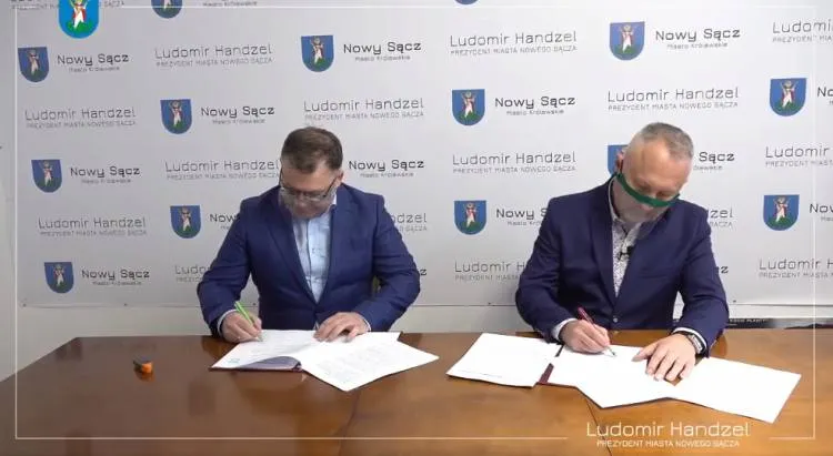 Prezydent podpisał umowę na przygotowanie dokumentacji dla budowy dwóch mostów
