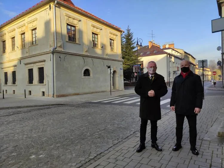 Sądecka Biblioteka Publiczna zyskała nową elewację
