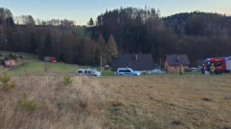 Tragiczny wypadek w Żegiestowie. Ciągnik rolniczy przygniótł 65-letniego mężczyznę