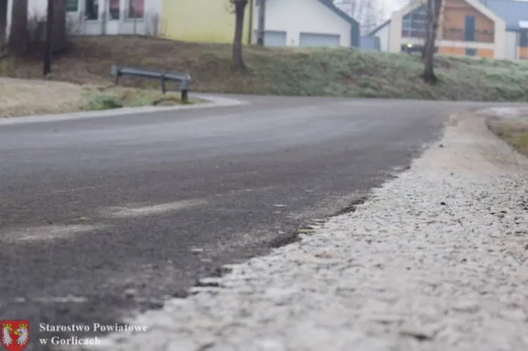 Droga powiatowa w Biesnej zmodernizowana. Remont trwał niespełna trzy tygodnie