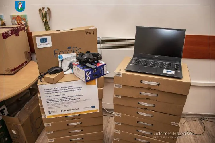 Do nowosądeckich szkół ponadpodstawowych trafi sprzęt komputerowy