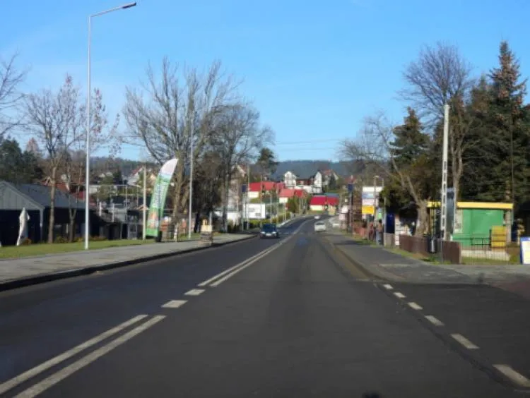 Przebudowa drogi wojewódzkiej nr 975 Dąbrowa – Dabrowa Tarnowska w mijającym roku nabrała tempa