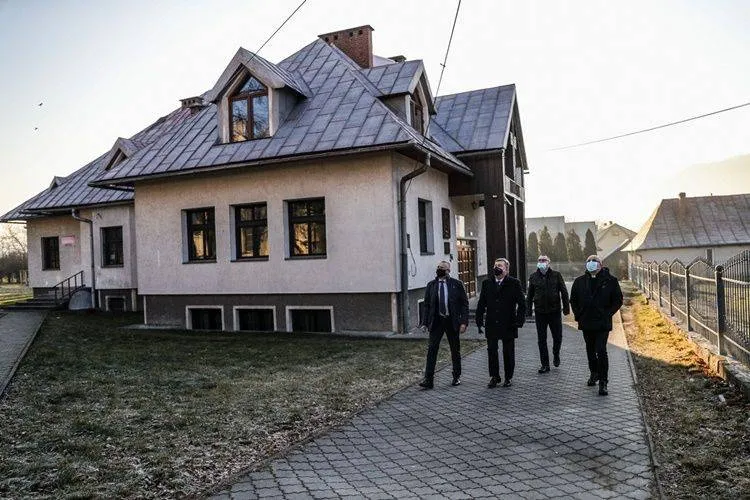 Marszałek Witold Kozłowski z wizytą w sądeckich gminach