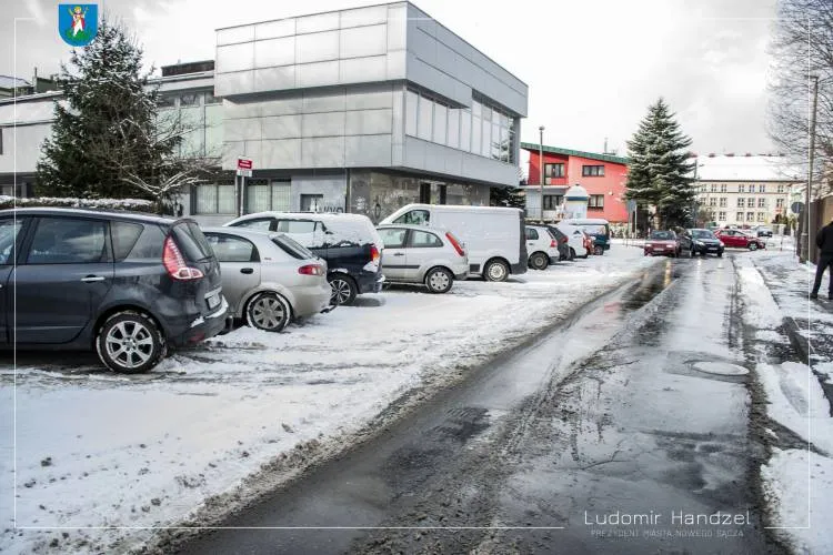 Zakończył się remont chodnika i zatoki postojowej przy ul. Kołłątaja