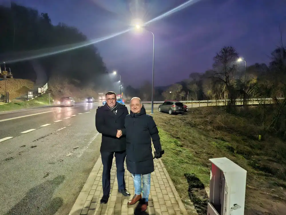 Bezpieczne skrzyżowanie w Witowicach Dolnych. Nowe oświetlenie na DK75